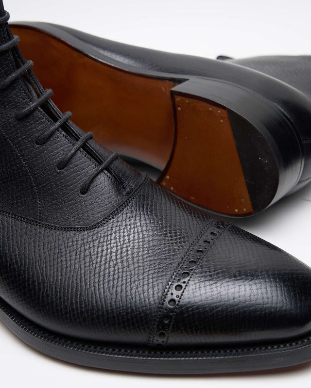 Canterbury | Hatch Grain | Black