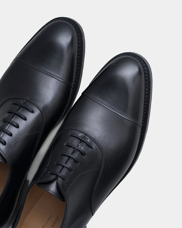 City II | Calf | Black