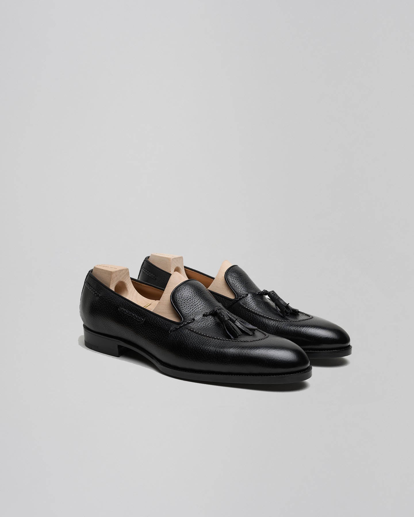 Saint Crispin's Tassel Loafer in Inca Grain Black | 643 – The Hand