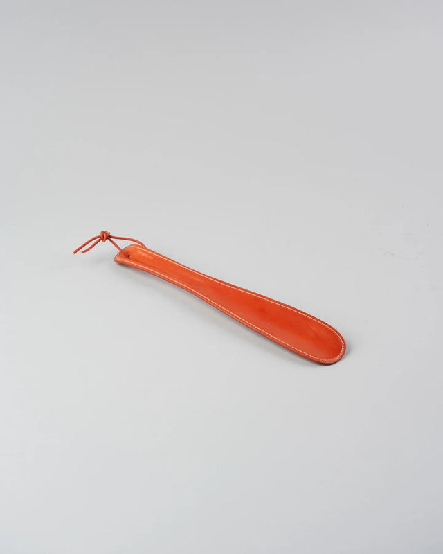 Turms - Shoe Horn | Leather | Medium - Shoe Care