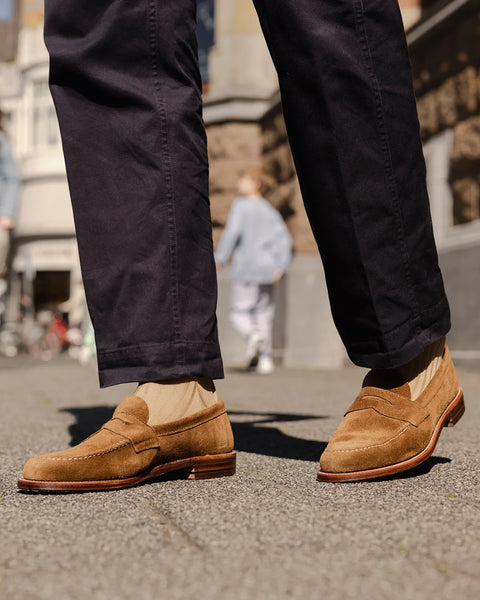 Leisure Handsewn | 6243F | Suede | Snuff – The Hand