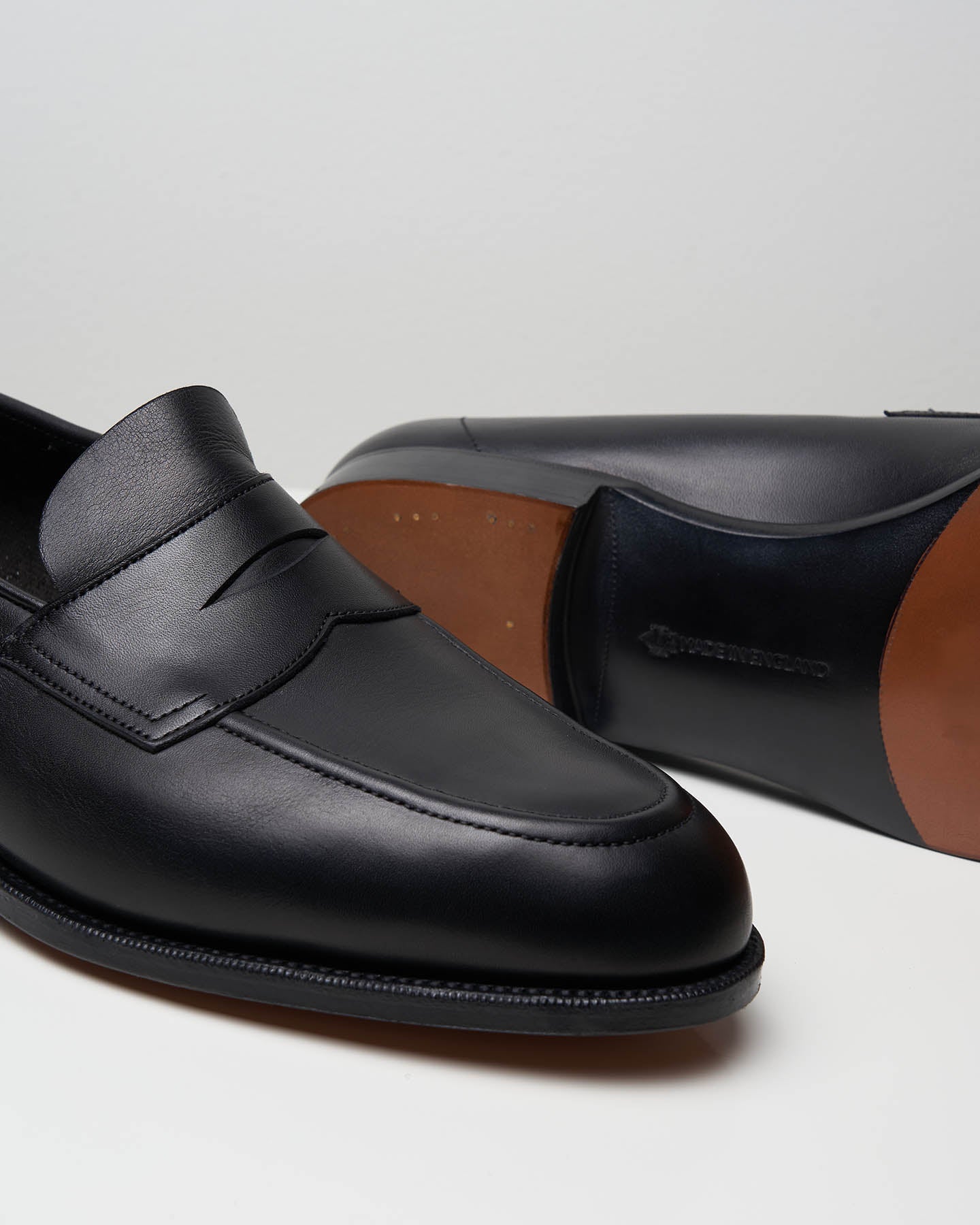 The Hand - Edward Green Unlined Piccadilly Delapre