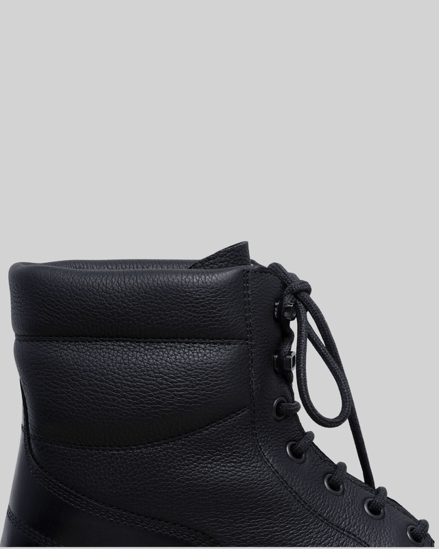 John Lobb Peak boot in black calf and light grain, detail view