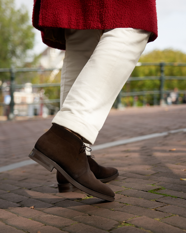 Robert Chukka Boot | Suede | Dark Brown